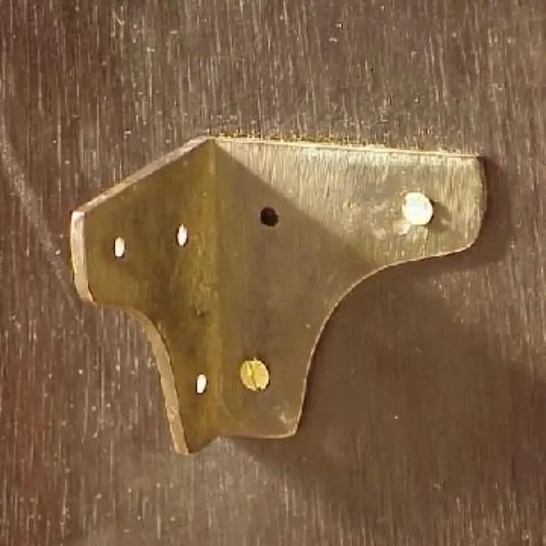corner ornament 046