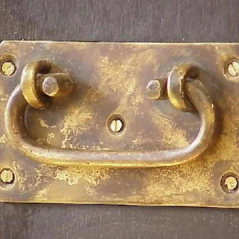 handle 002