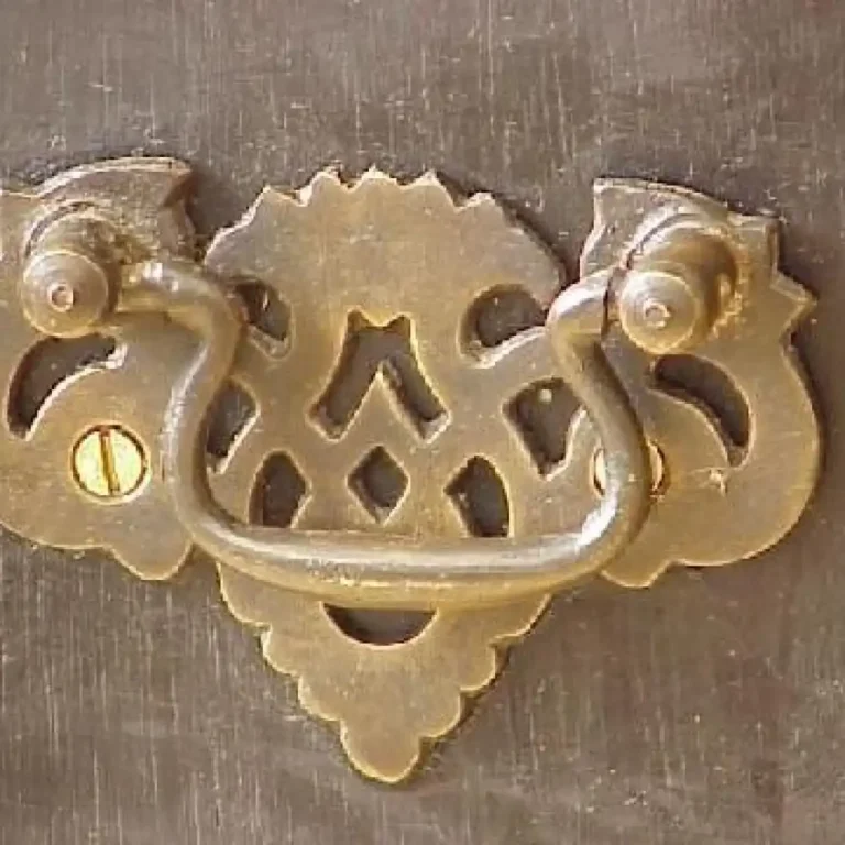 handle 005