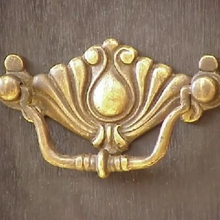 handle 013
