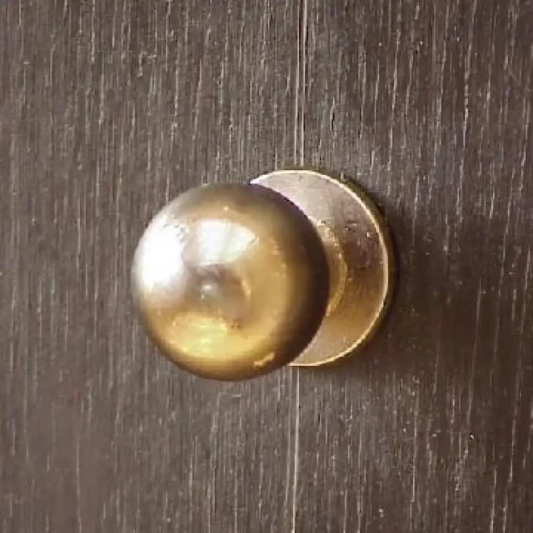 handle 027