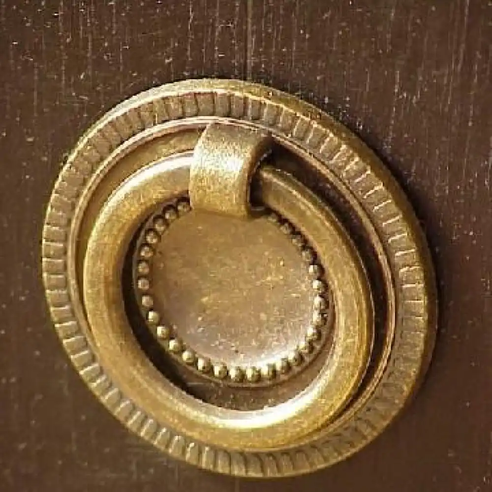 Handle 038