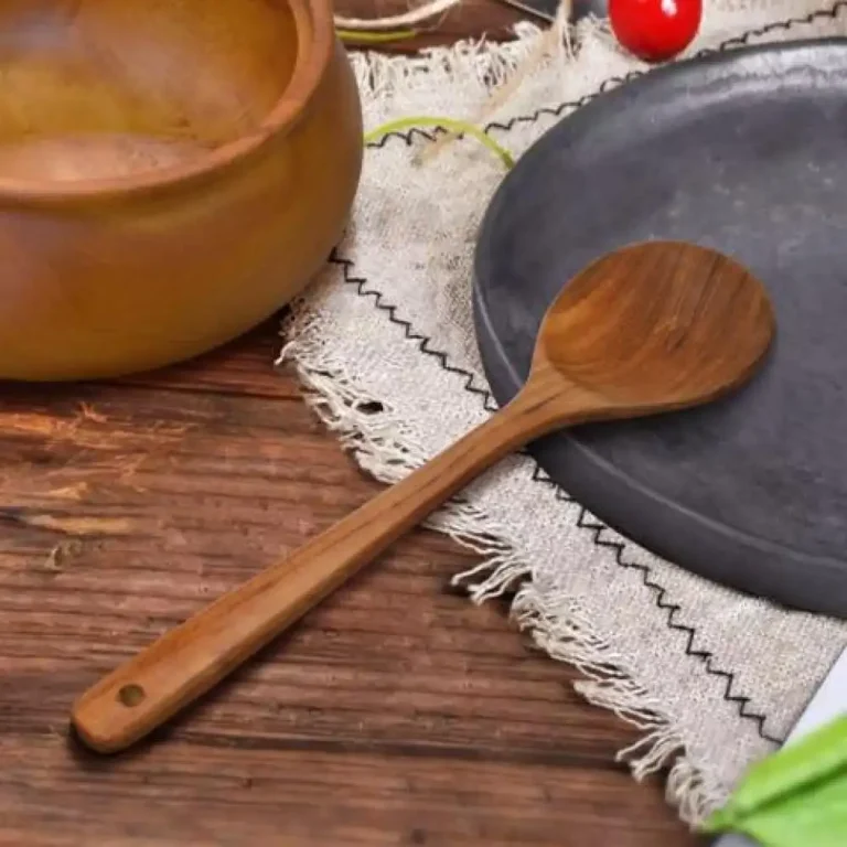 centong sayur kayu