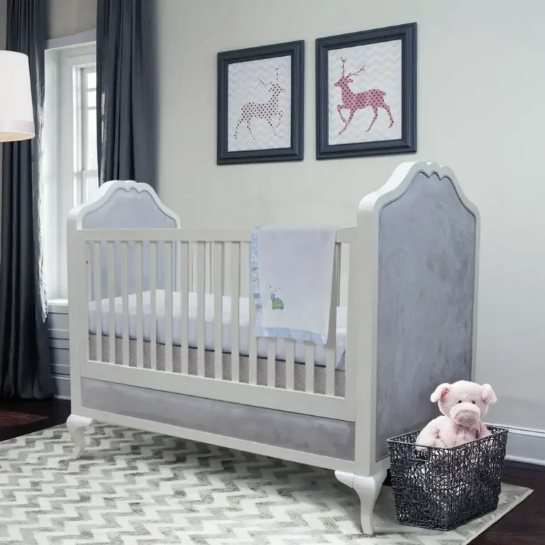lola baby crib