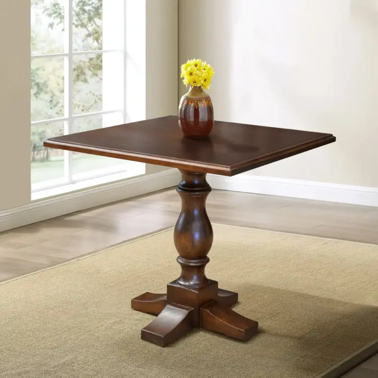 restaurant table square